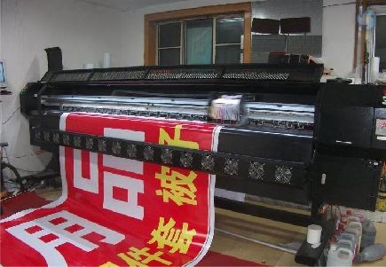 通山喷绘广告分辨率是多少？